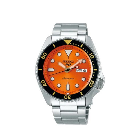 Reloj Seiko 5 Sports SRPD59K1 con esfera naranja y bisel giratorio negro con números dorados, visto de frente