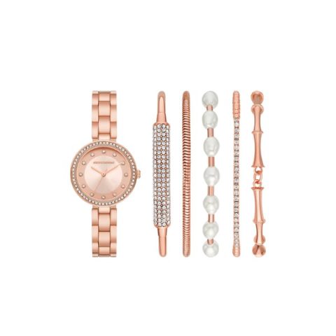 Set Skechers SR9079: reloj de brazalete en oro rosado con bisel de cristales, más cinco pulseras y perlas, visto de frente